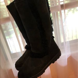 Boots - UGG